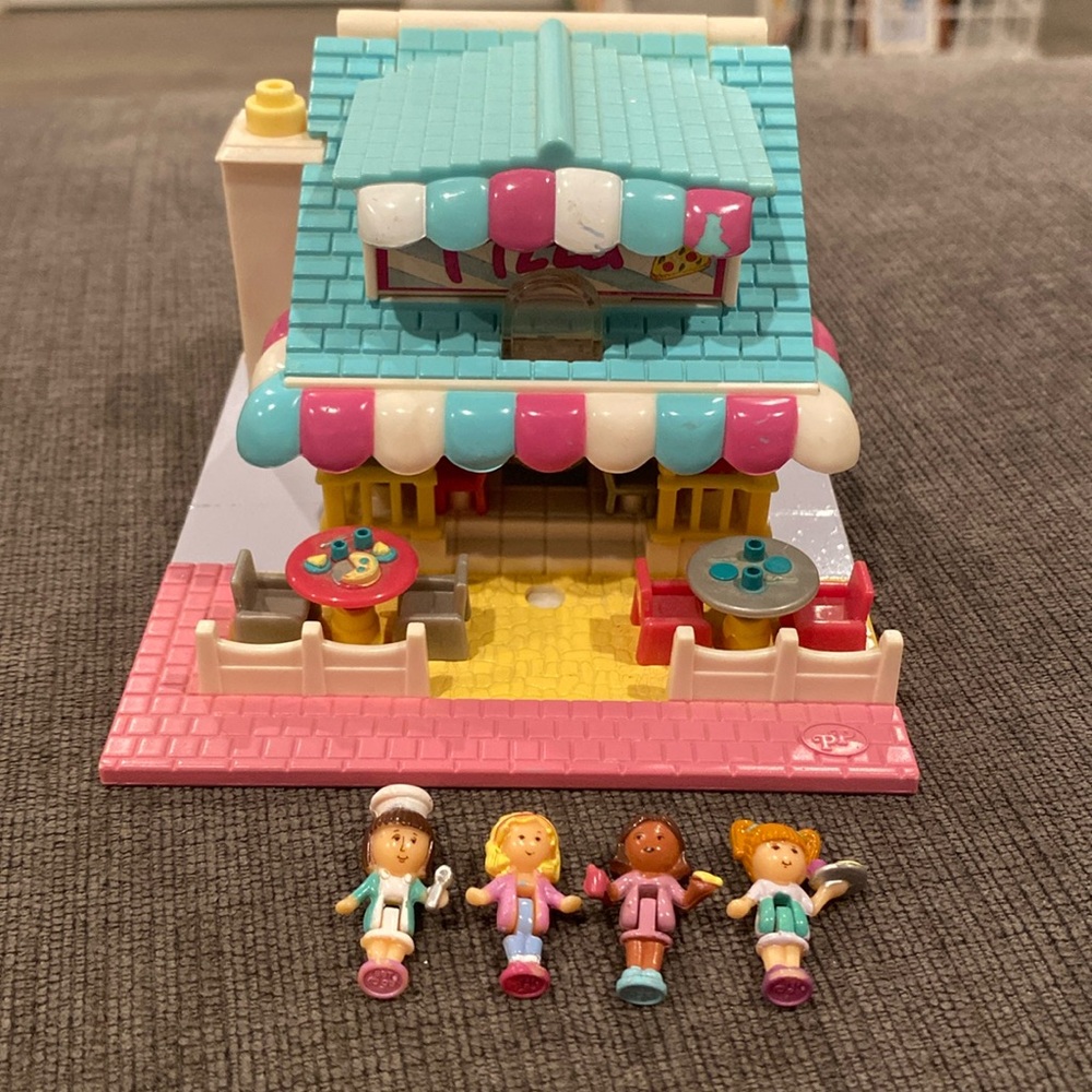 Vintage 1993 Polly Pocket Pizzeria Playset      kids girls dolls doll toy toys